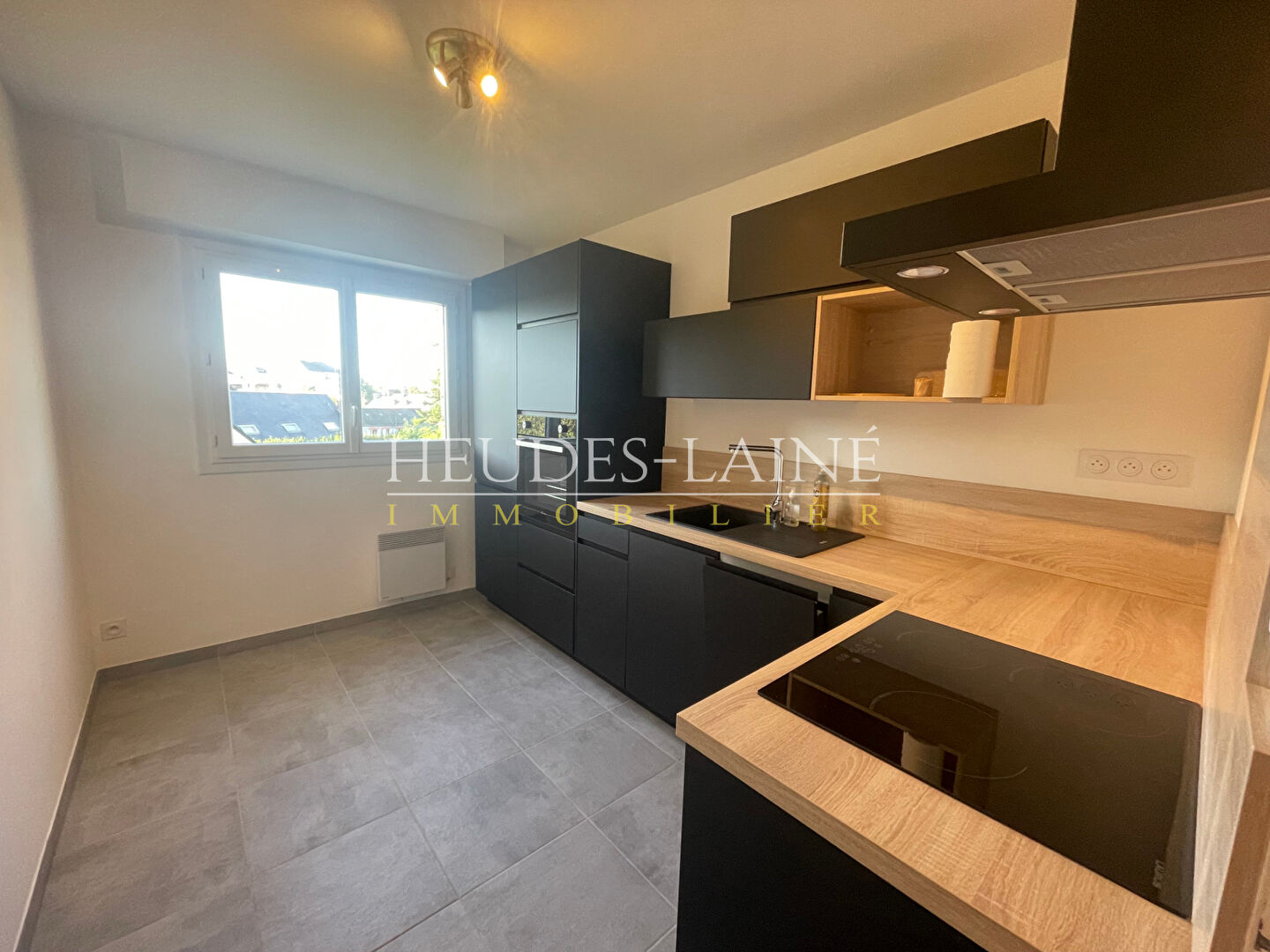 Agence immobilière de 
 Heudes-Laine Immobilier - HEUDES-LAINE IMMOBILIER 
