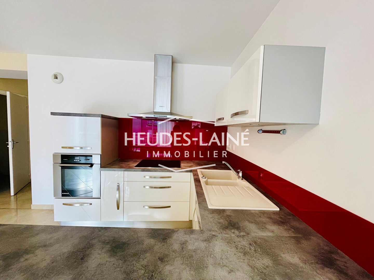 A LOUER : CENTRE VILLE - Appartement Avranches 3 pièces