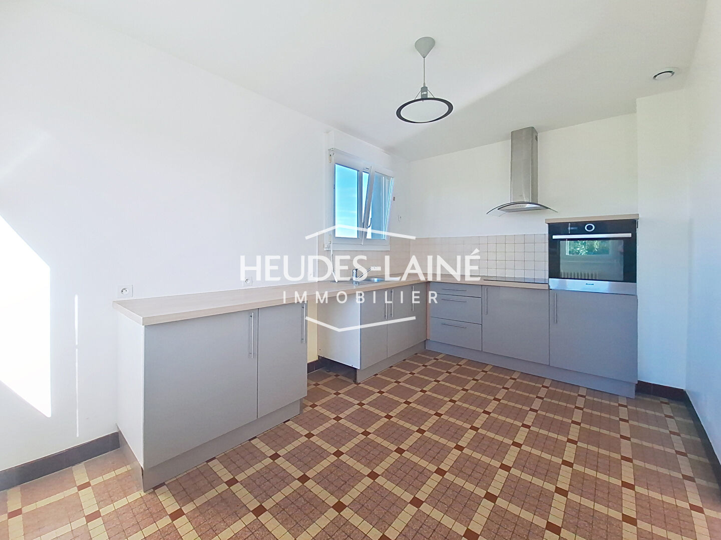 Photo Maison 3 pièces  75m², sous-sol - PONTS image 4/6