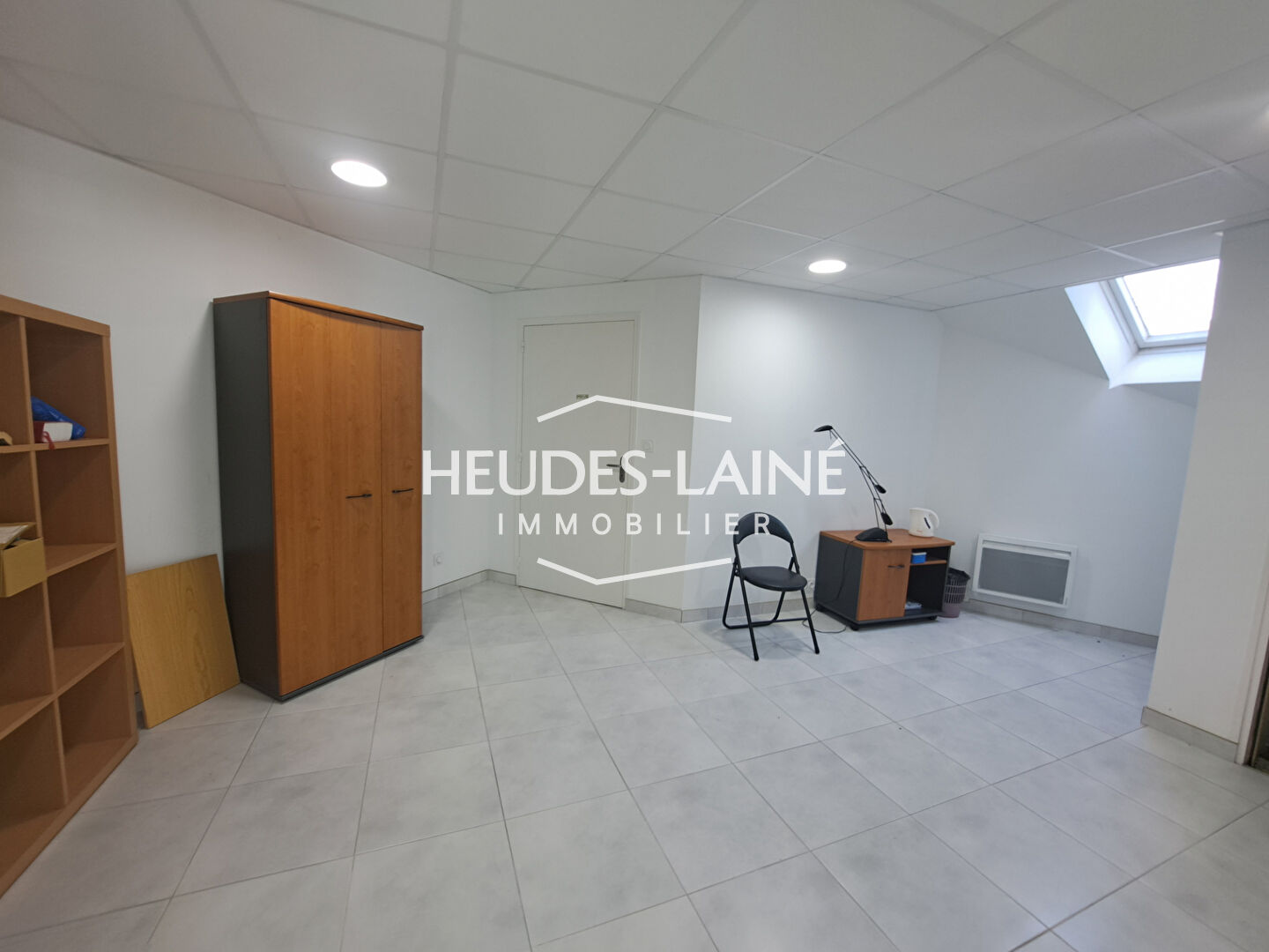 Photo A LOUER : SAINT HILAIRE DU HARCOUET - Local Commercial image 6/6