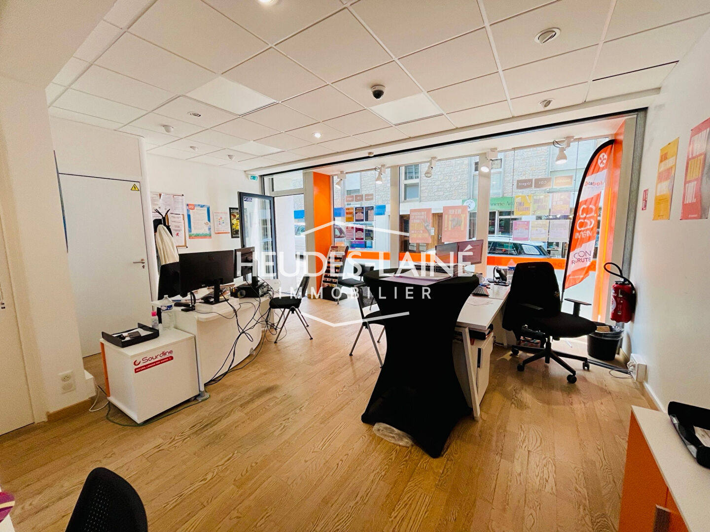 Photo A LOUER -  AVRANCHES - LOCAL COMMERCIAL OU PROFESSIONNEL - 40m² image 3/5