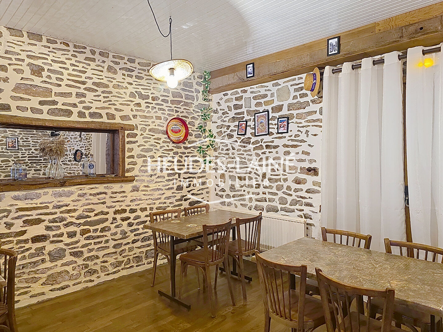 Photo Fonds de commerce & murs commerciaux avec logement et terrain - Axe passant image 6/6