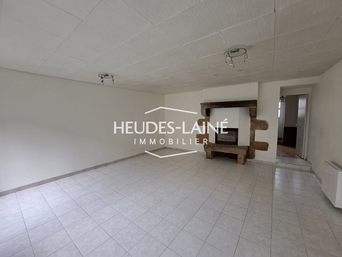 Photo A LOUER : LE FERRE- Maison F.4 - Non meublée image 2/6