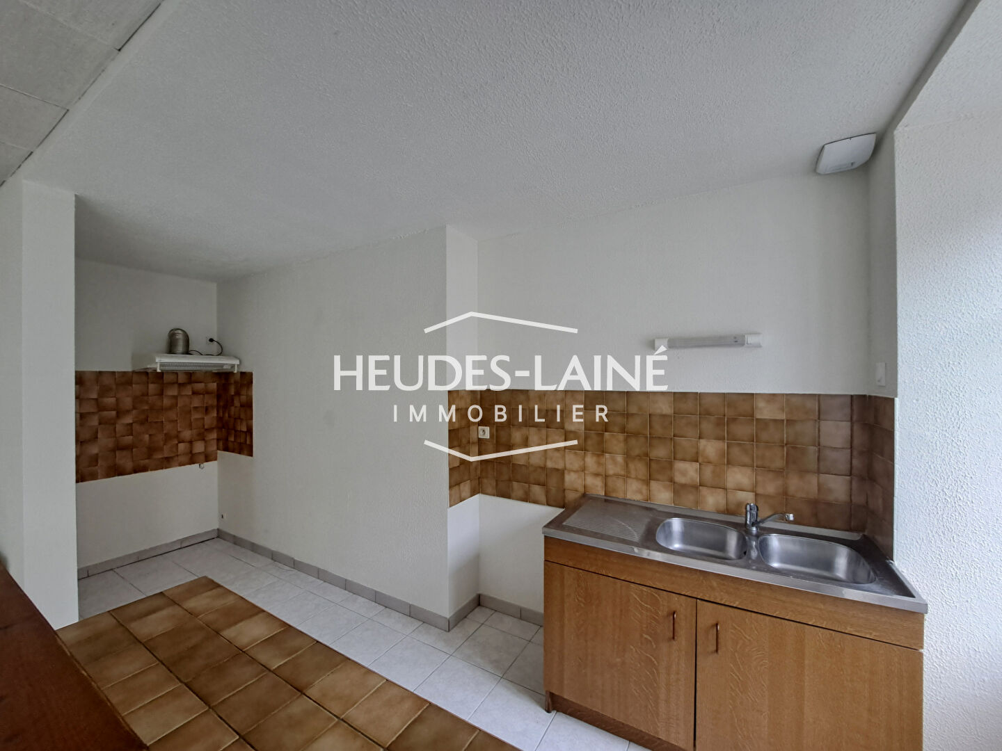 Photo A LOUER : LE FERRE- Maison F.4 - Non meublée image 3/6