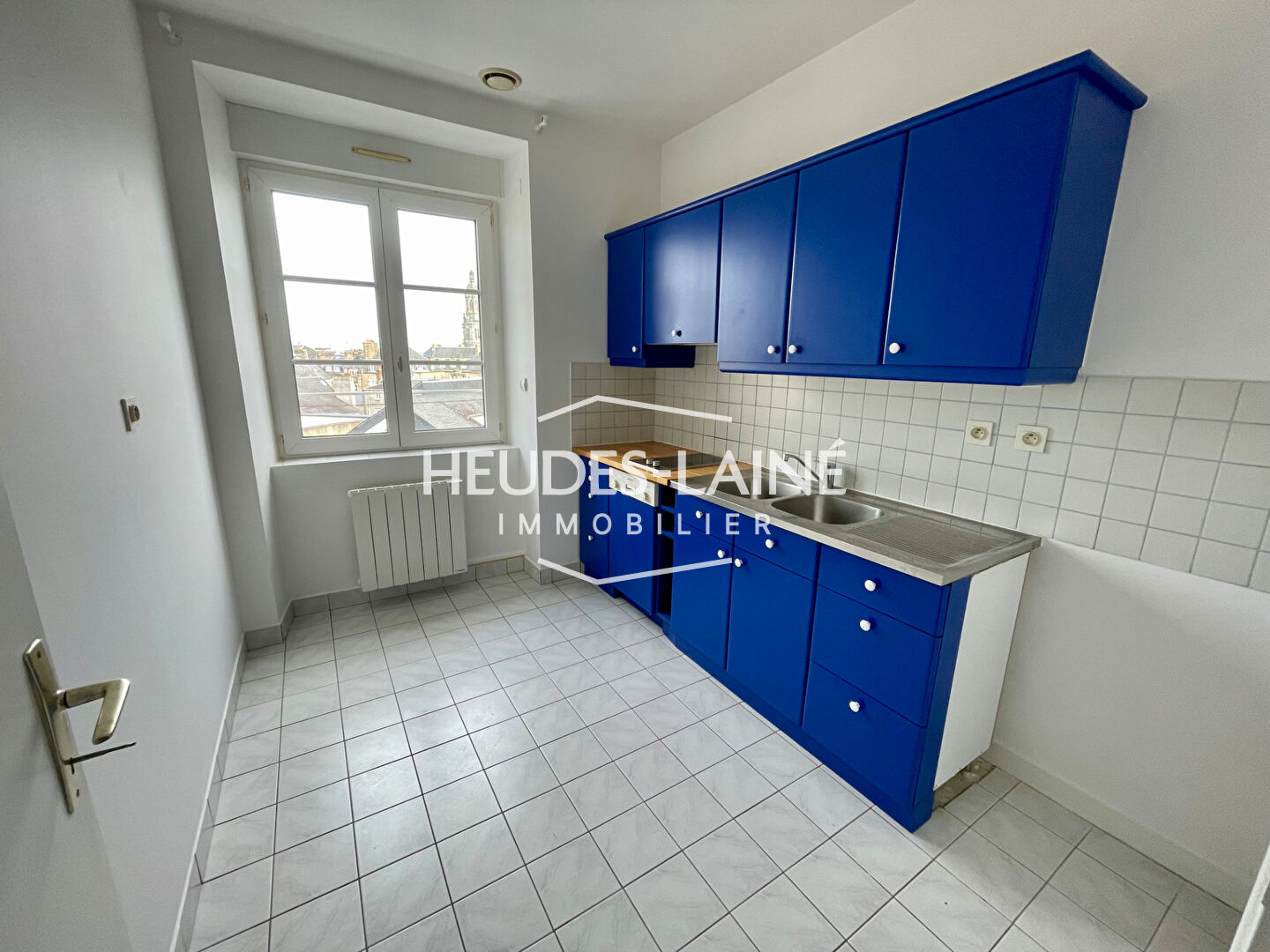 Photo A LOUER -  AVRANCHES Appartement F3 - Non Meublé image 4/6