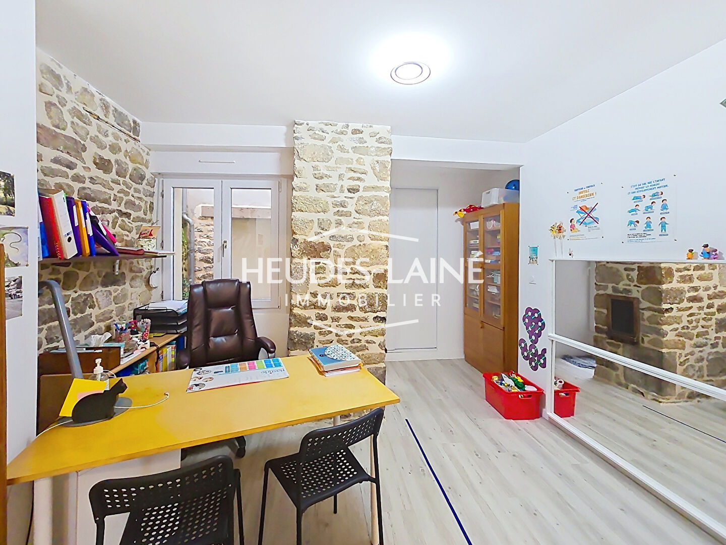 Agence immobilière de 
 Heudes-Laine Immobilier - HEUDES-LAINE IMMOBILIER 
