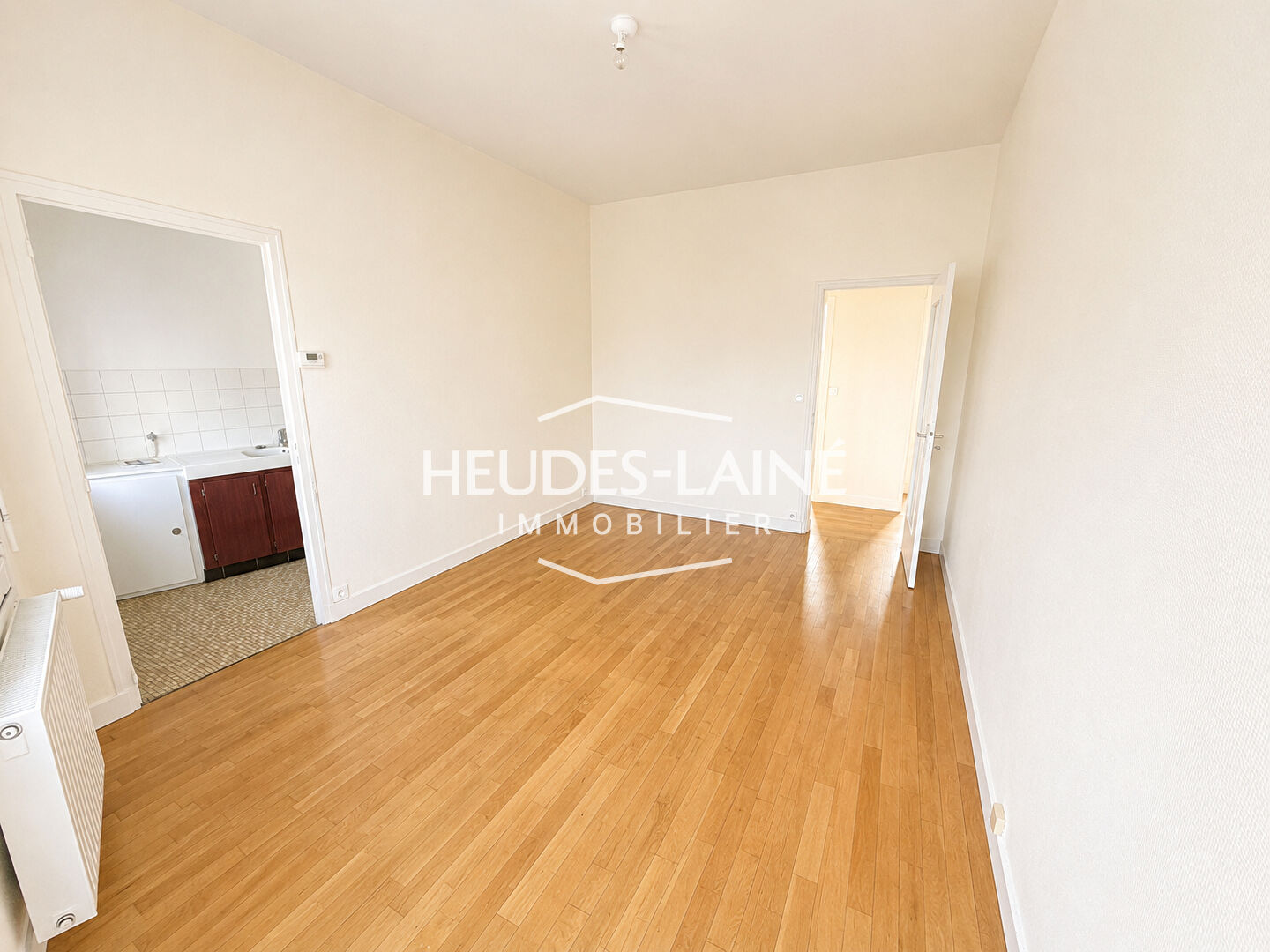 Agence immobilière de 
 Heudes-Laine Immobilier - HEUDES-LAINE IMMOBILIER 
