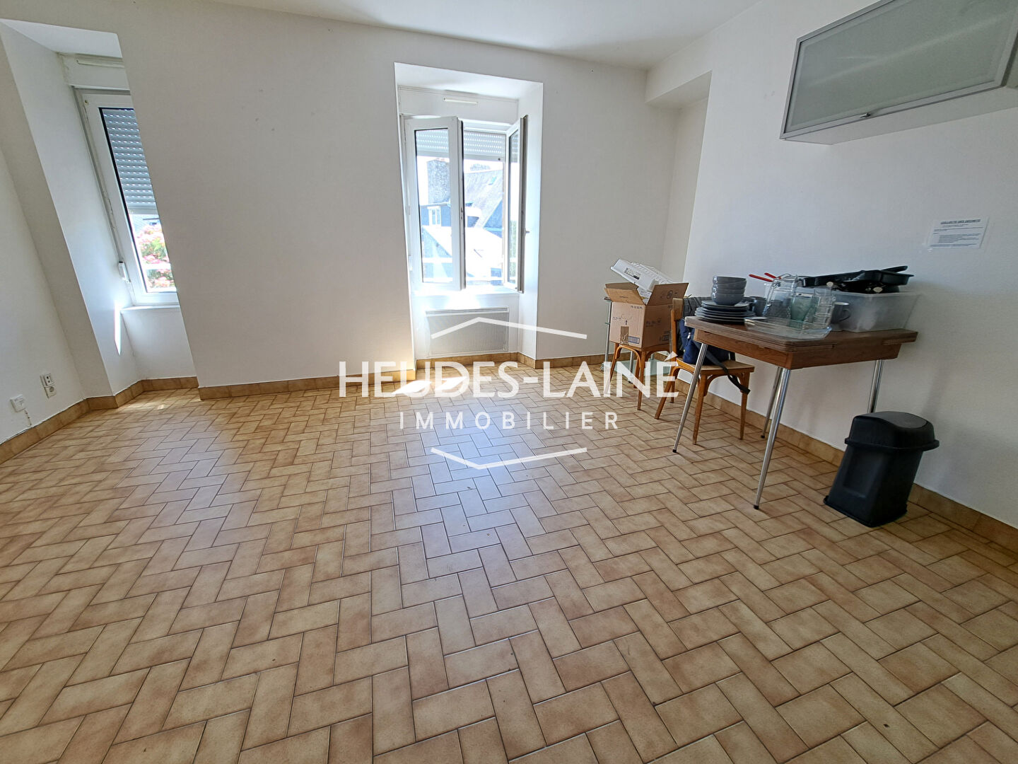 Agence immobilière de 
 Heudes-Laine Immobilier - HEUDES-LAINE IMMOBILIER 
