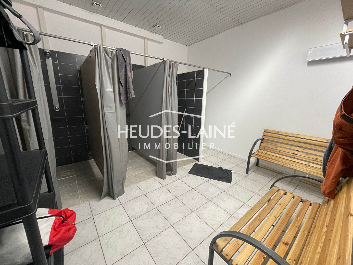 Photo A LOUER : MARCEY LES GREVES - LOCAL COMMERCIAL 440 M² ENVIRON image 5/6