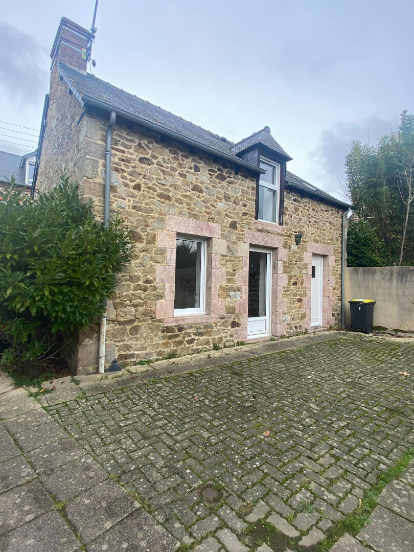 Agence immobilière de Le Poirier Immobilier - Le Poirier Immobilier LAMBALLE