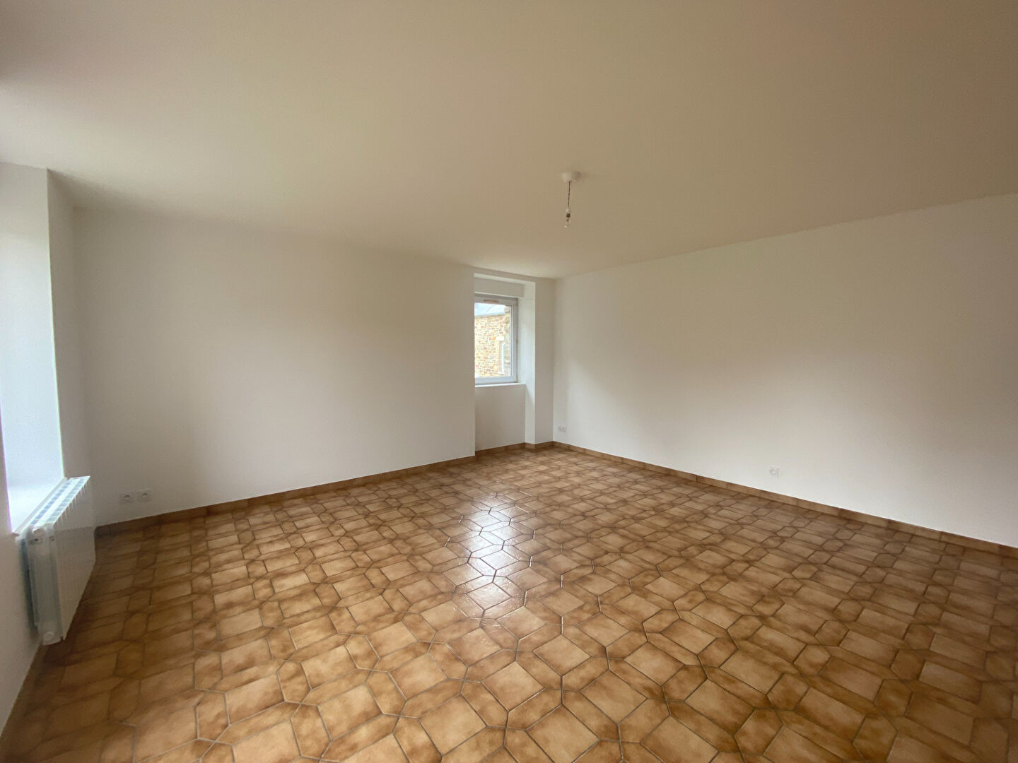 Photo LAMBALLE : centre ville à pieds image 3/6