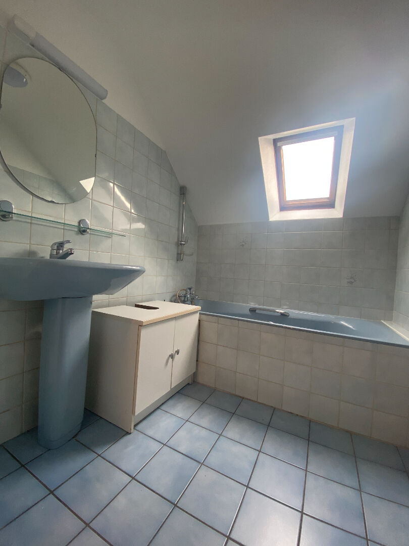 Photo LAMBALLE : centre ville à pieds image 4/6