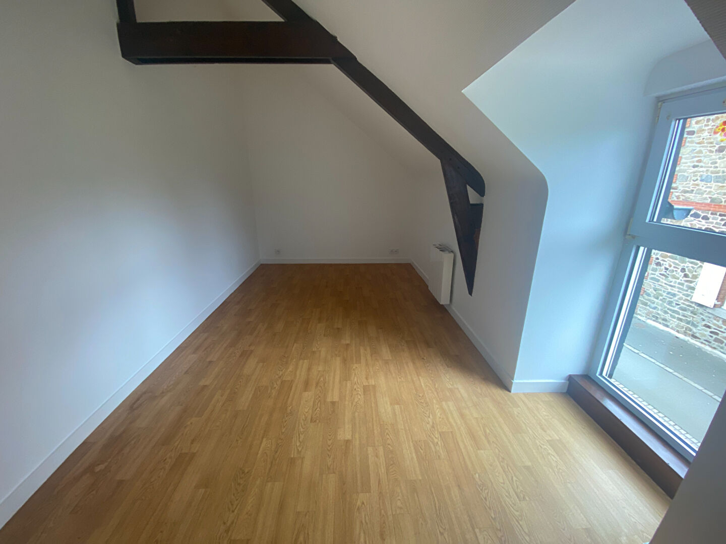 Photo LAMBALLE : centre ville à pieds image 6/6