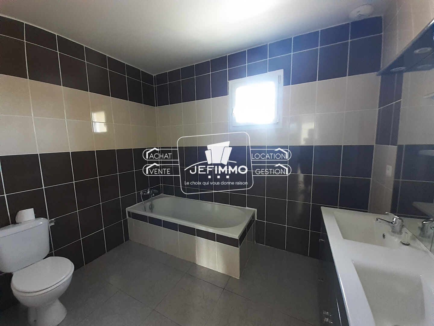 Photo Maison Sainte Luce Sur Loire 5 pièce(s) 125.14 m2 image 6/6