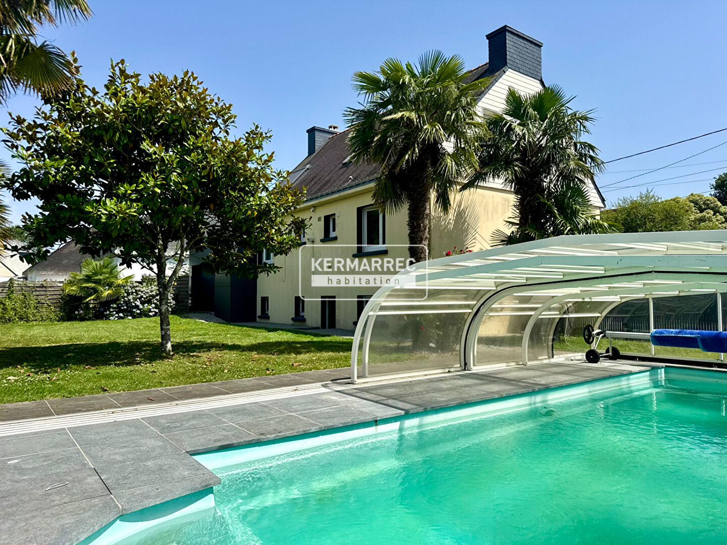Maison Locqueltas 7 pièce(s) 127 m2
