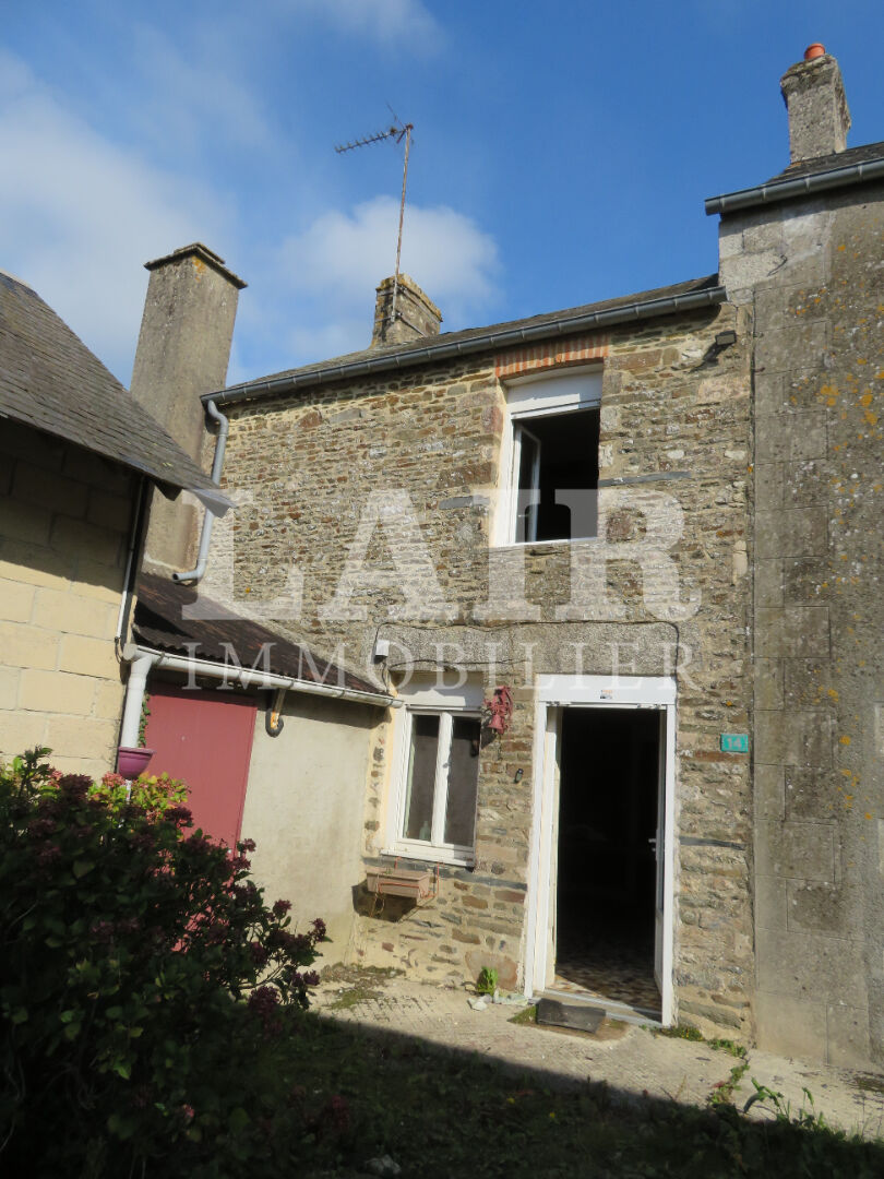 Maison à vendre à 5 min de Pré en pail - Réf: A14436