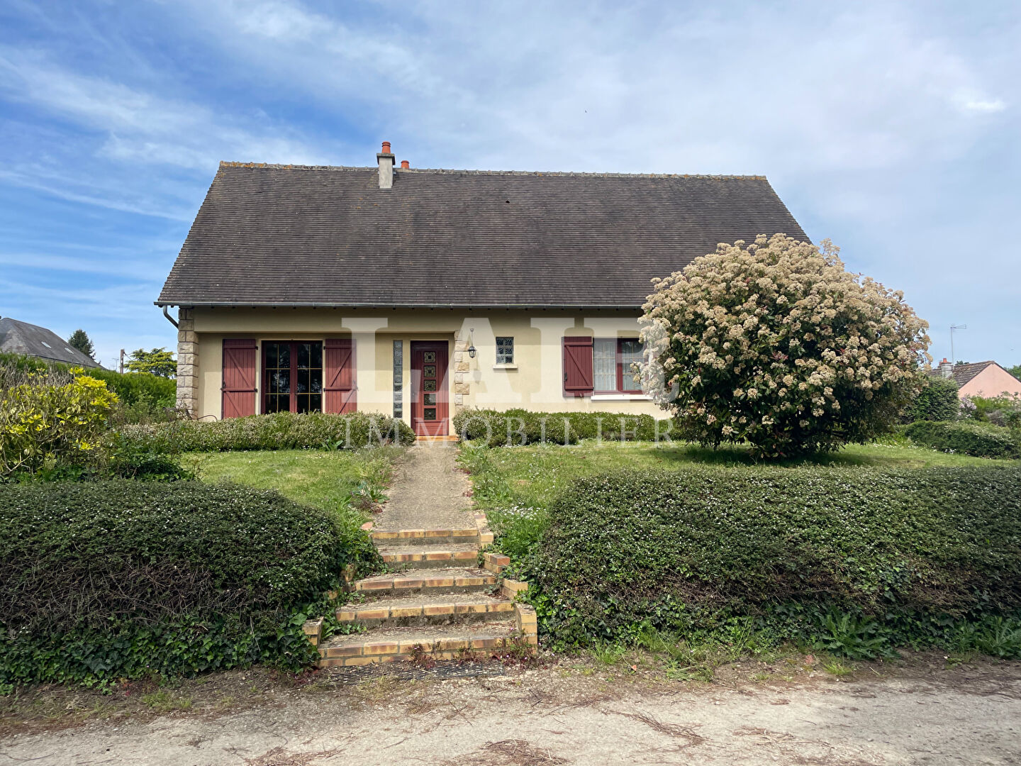 Maison à vendre dans le bourg de Saint-Vincent-des-Près, réf B15527