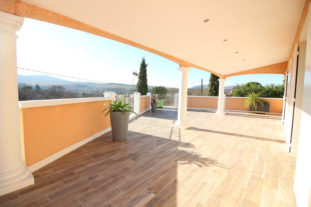 Villa Barjac 290 m² hab, situation exceptionnelle Barjac 30430