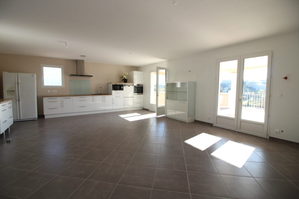 Villa Barjac 290 m² hab, situation exceptionnelle Barjac 30430