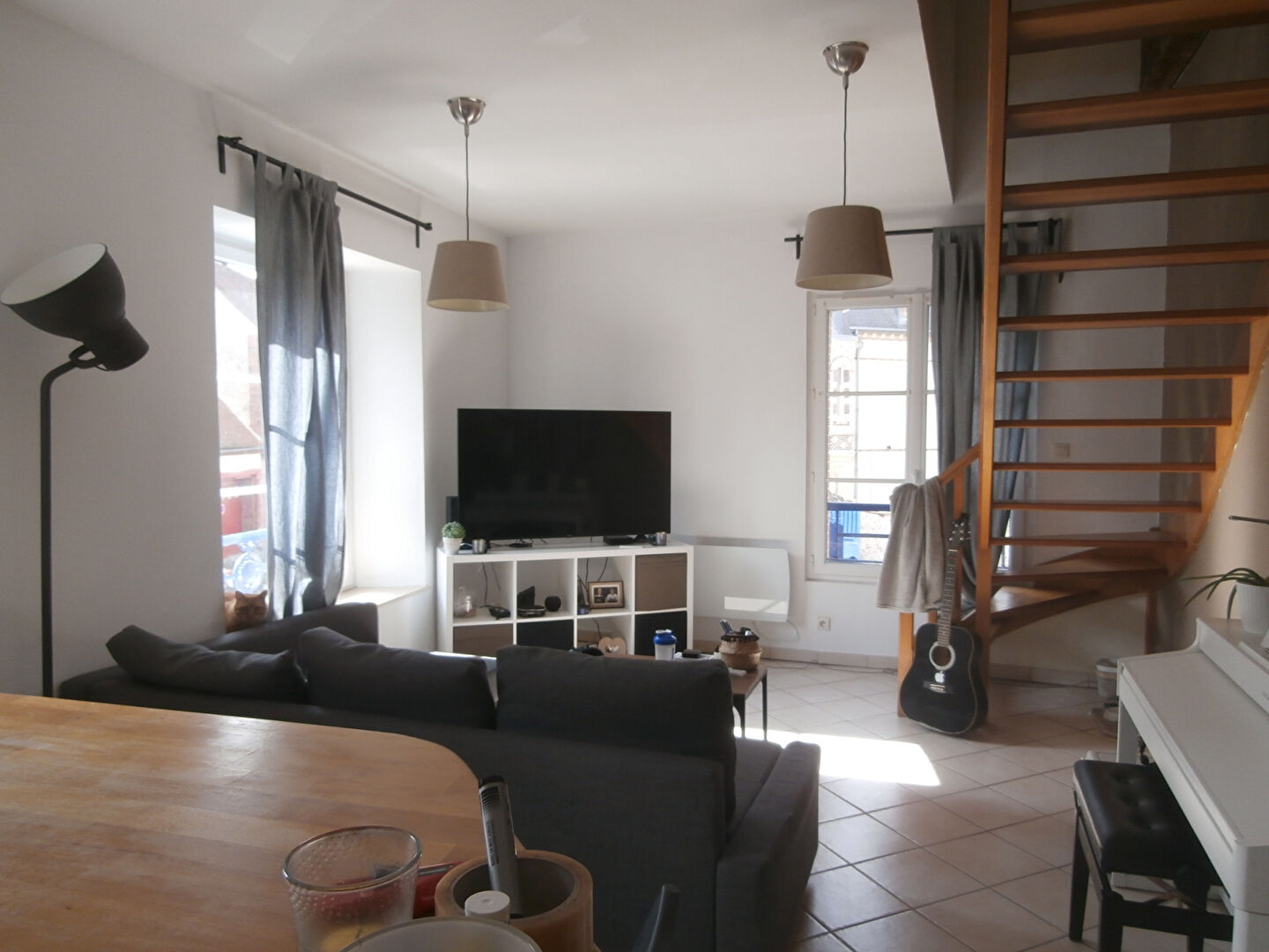 DUPLEX  CENTRE CHÂTEAUNEUF  EN THIMERAIS