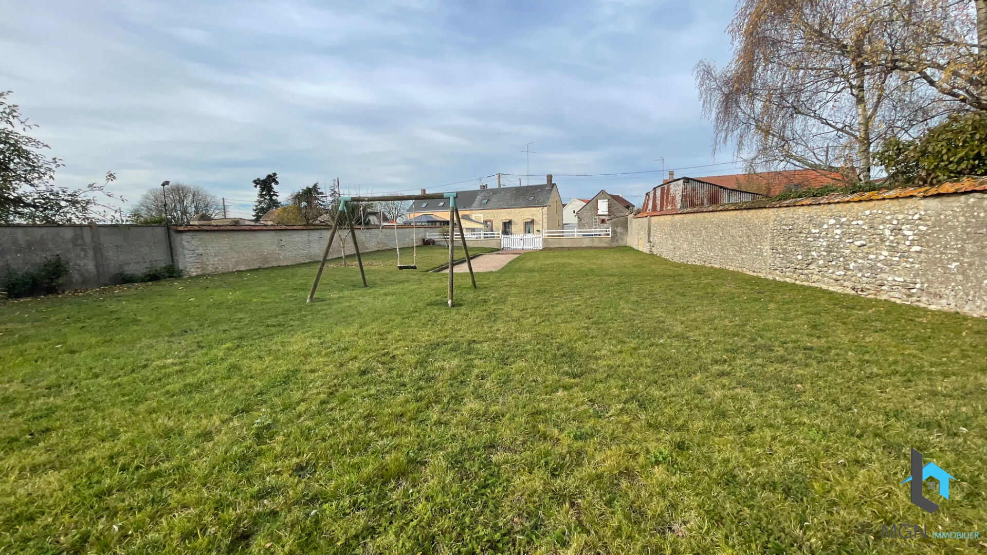 Agence immobilière de MGN Immobilier - MGN IMMOBILIER BONNEVAL