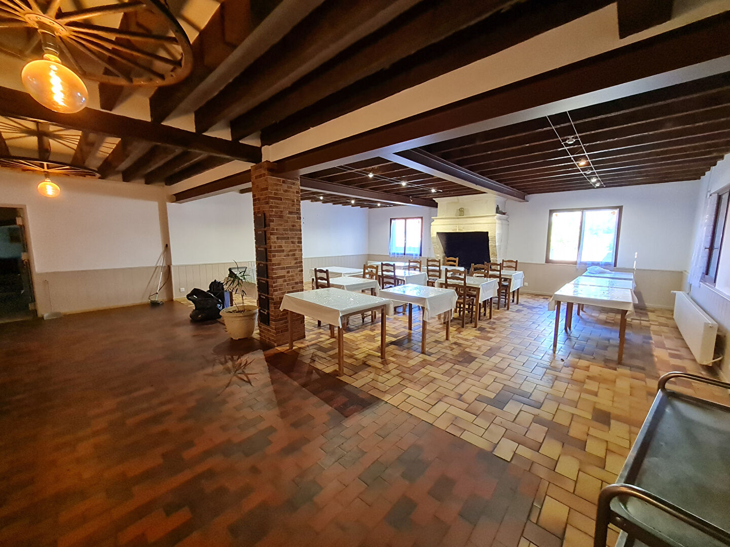 Immeuble Champrond En Gâtine 450 m2