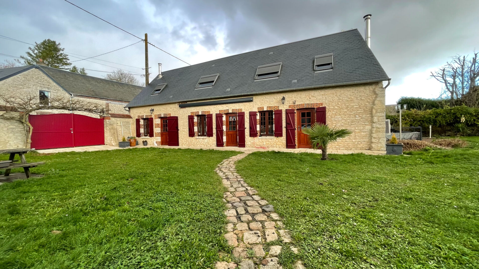 Agence immobilière de MGN Immobilier - MGN IMMOBILIER BONNEVAL