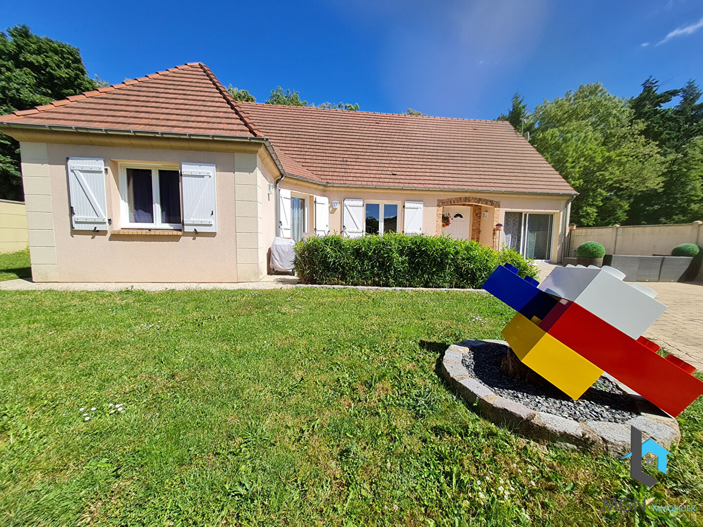 Agence immobilière de MGN IMMOBILIER NOGENT LE ROI