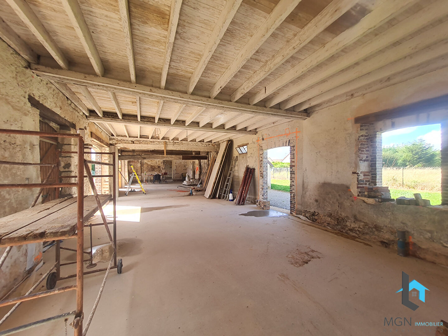 Photo Maison Thiron Gardais 165 m2 image 1/6