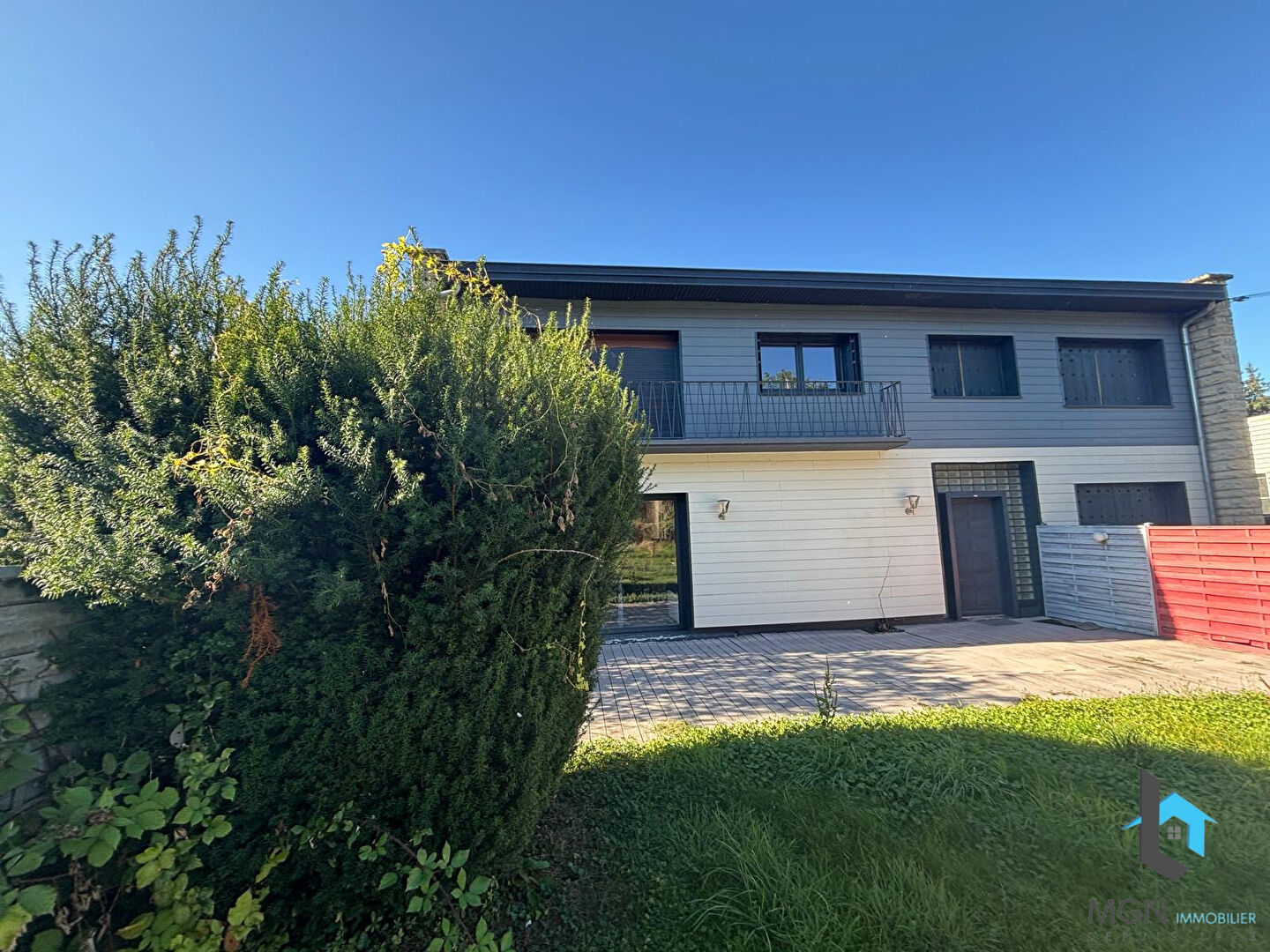 Agence immobilière de MGN IMMOBILIER NOGENT LE ROI
