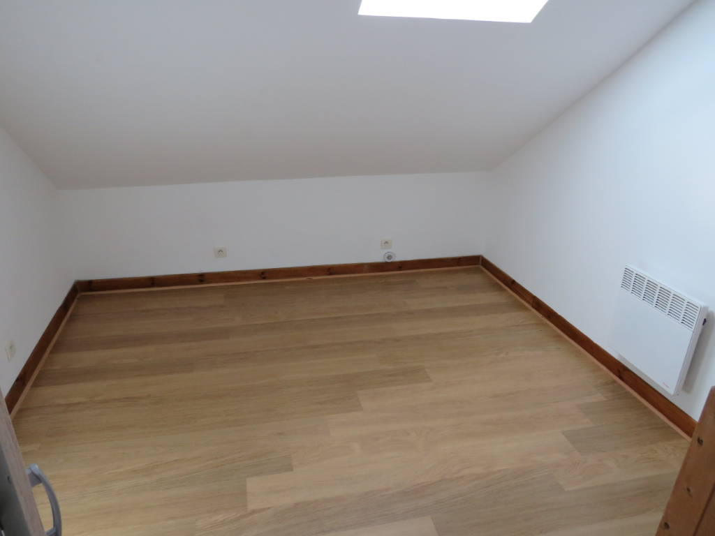 Photo A VENDRE LOGEMENT DANS ILLIERS image 6/6