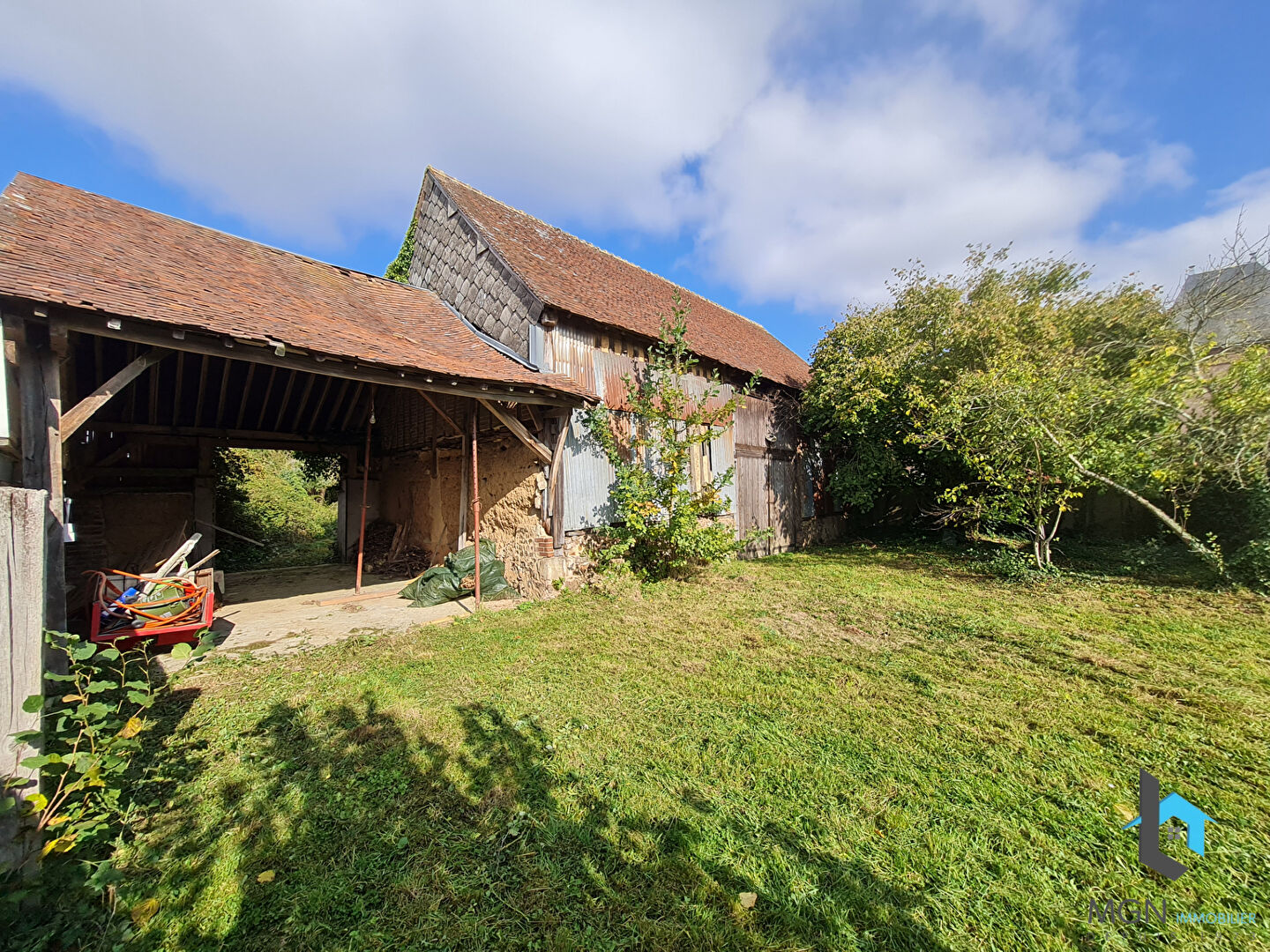 A VENDRE GRANGE 90M² ILLIERS COMBRAY