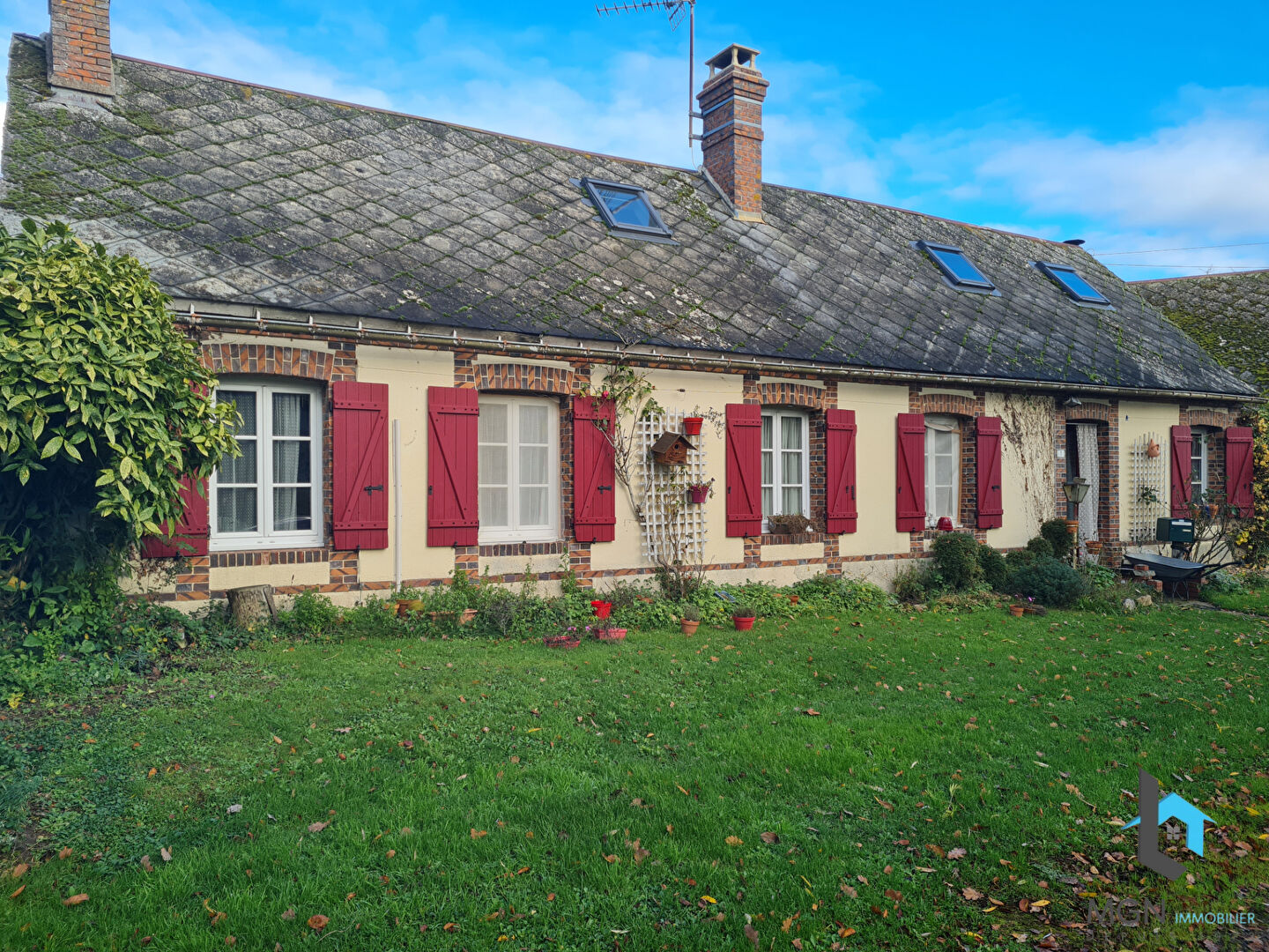 Photo A VENDRE LONGERE 120M² image 1/6