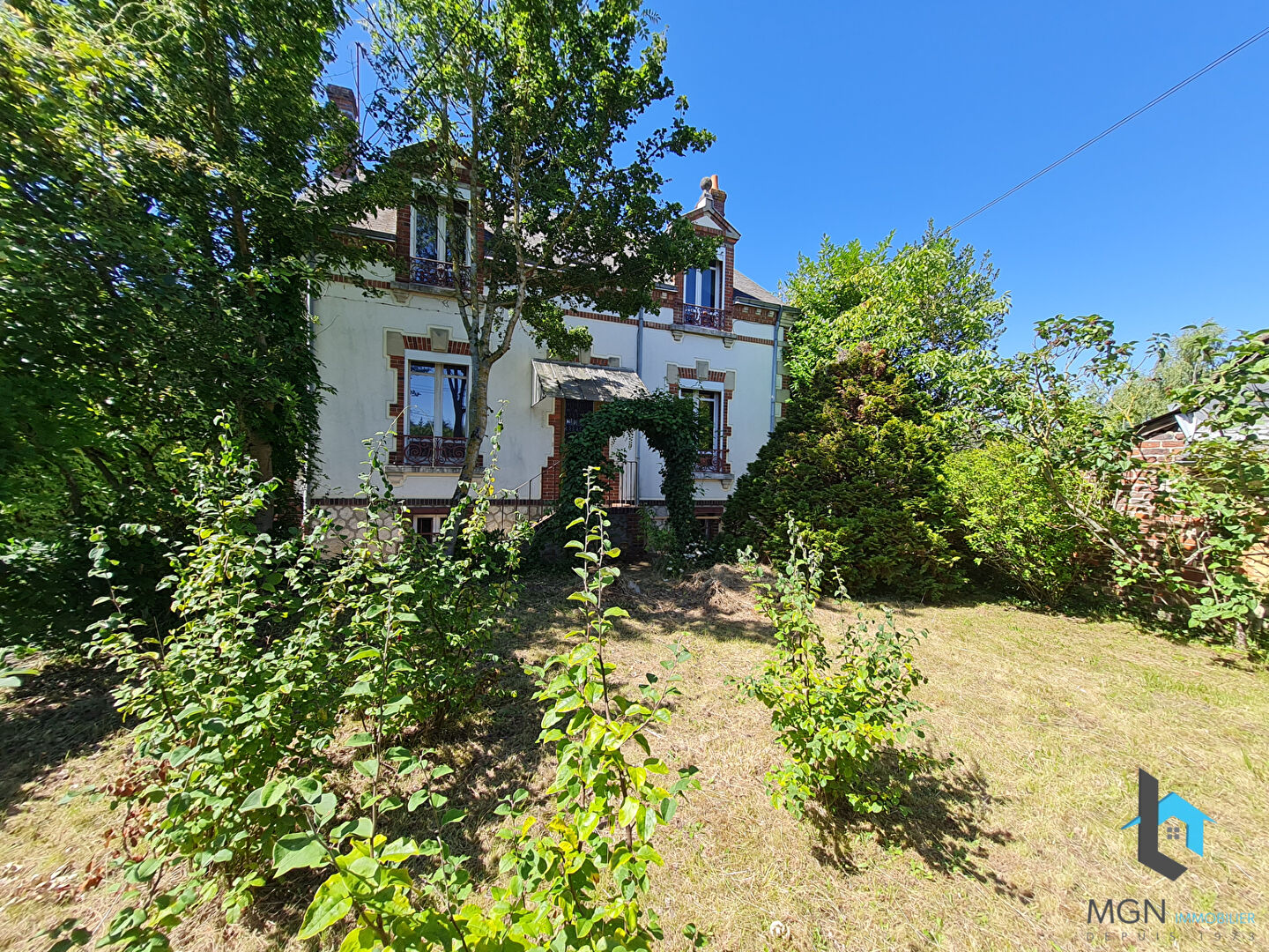 Photo MAISON 142 M² BROU image 1/6