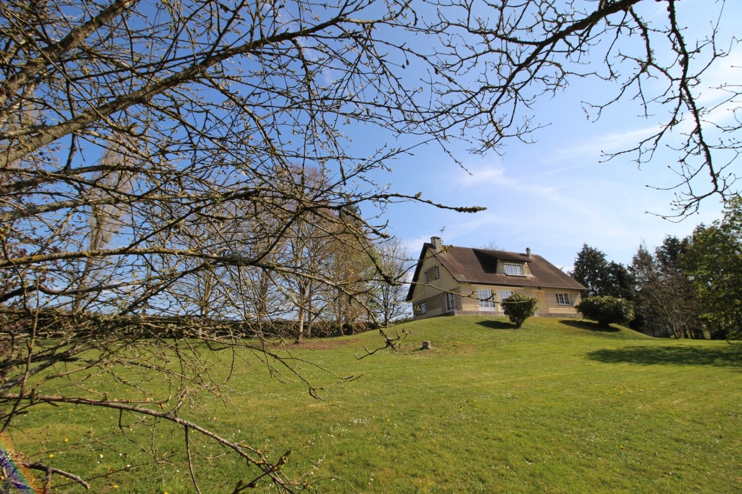 Maison spacieuse avec vue imprenable et cadre privilégié