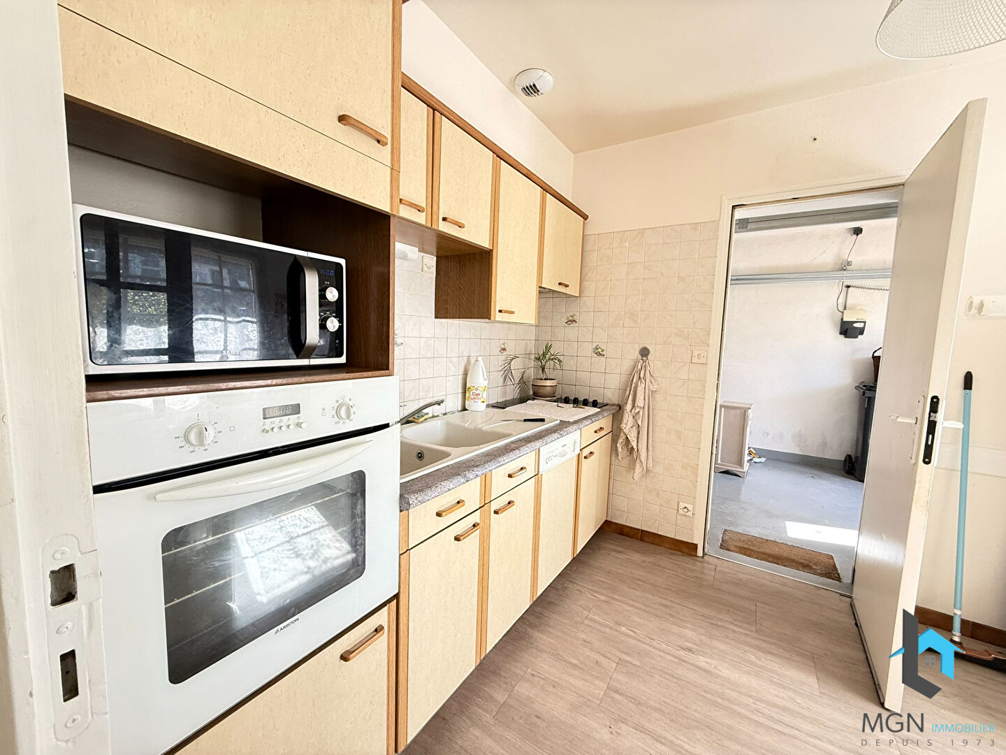 Agence immobilière de MGN IMMOBILIER NOGENT LE ROI