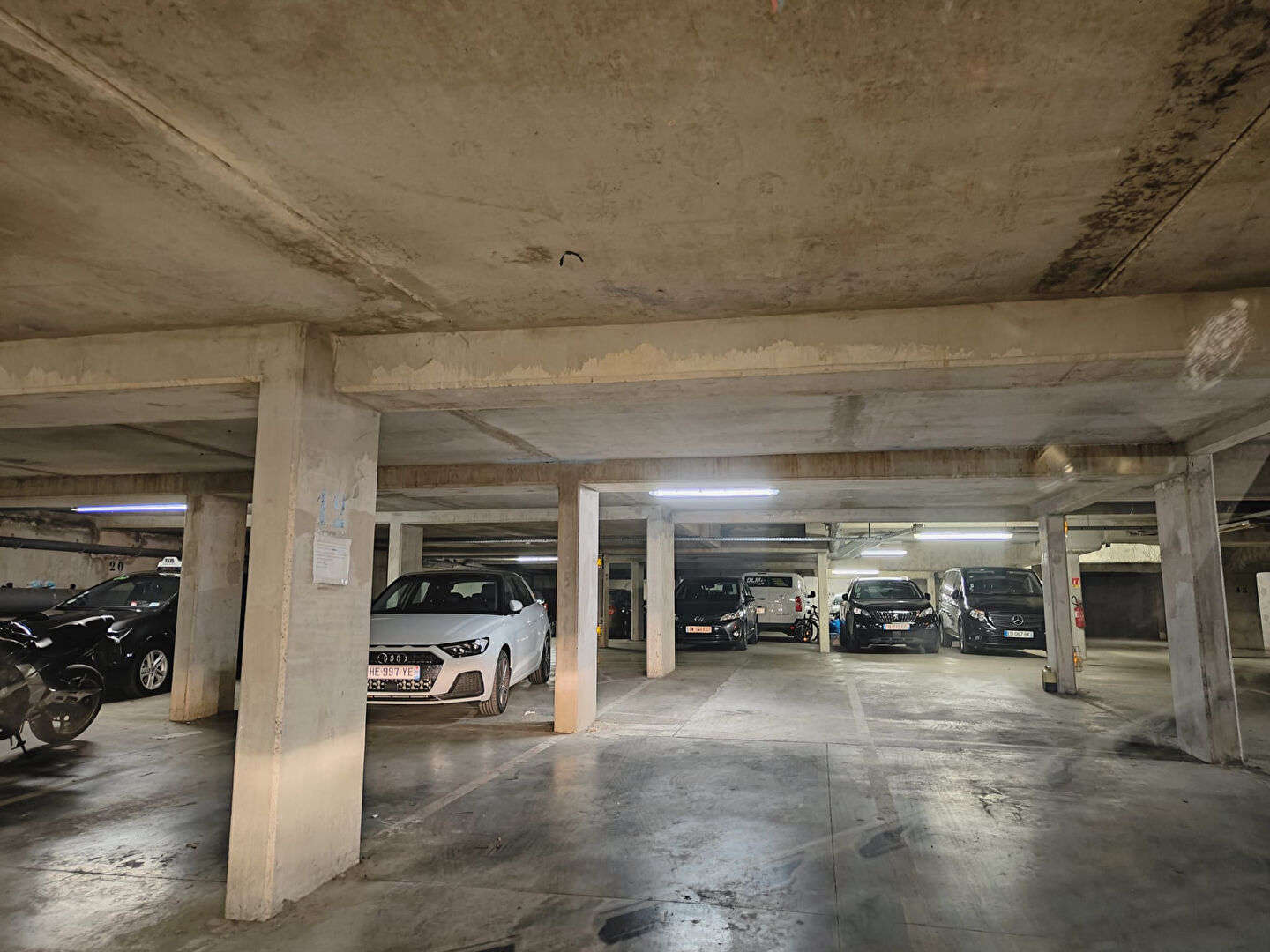 Photo Parking / box Villiers Le Bel image 4/5