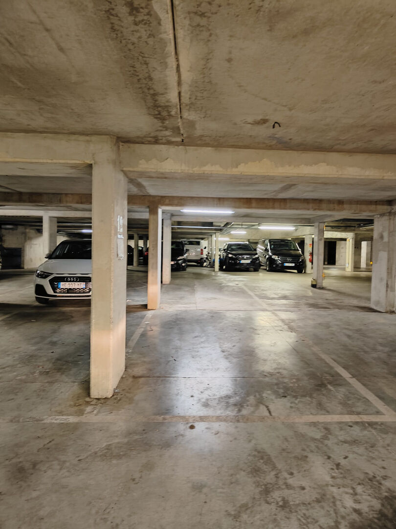 Photo Parking / box Villiers Le Bel image 5/5