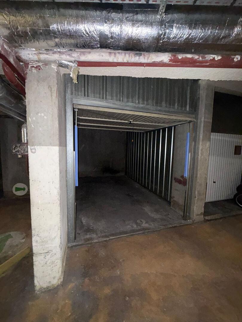 Photo Box 42 rue de l'Aqueduc Paris 10 image 3/6