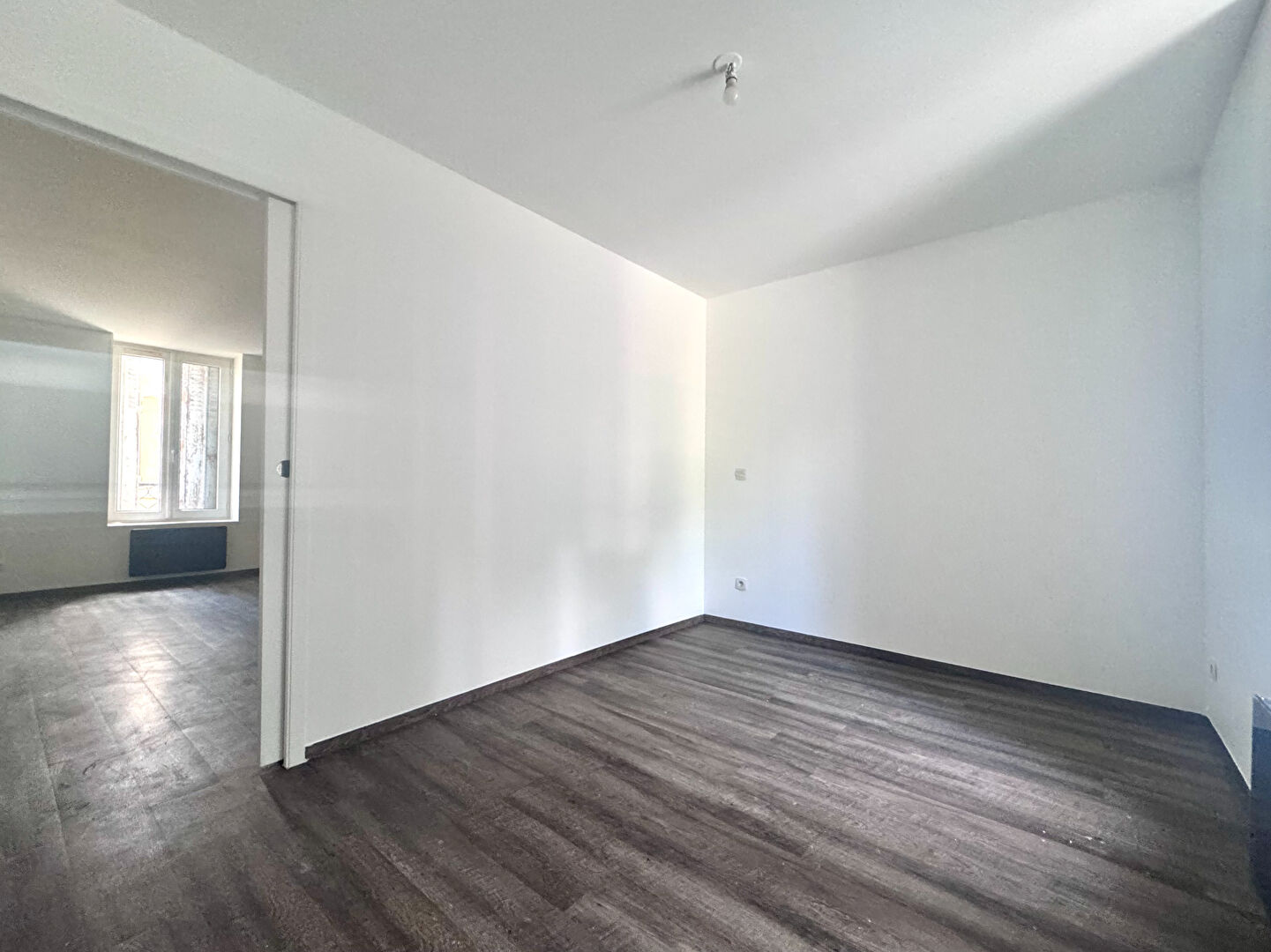 Photo GONNESSE - 2 PIÈCES - MEUBLÉ image 3/6