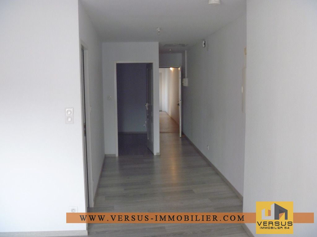 Photo Nouveau , appartement à 50m du centre ville image 2/3