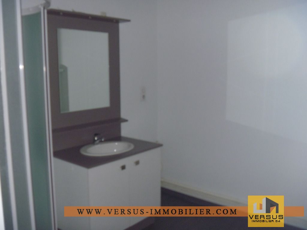 Photo Nouveau , appartement à 50m du centre ville image 3/3
