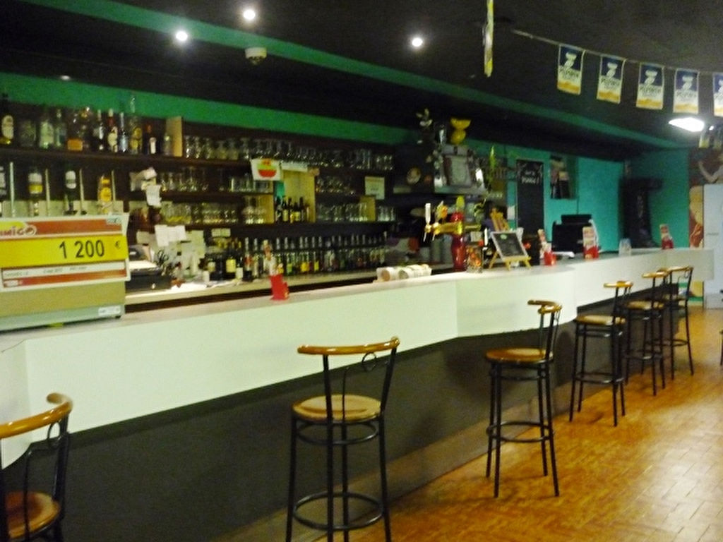 Photo Fond de commerce à CHALIGNY, bar, tabac, pmu, restaurant, salle ambiance image 3/6