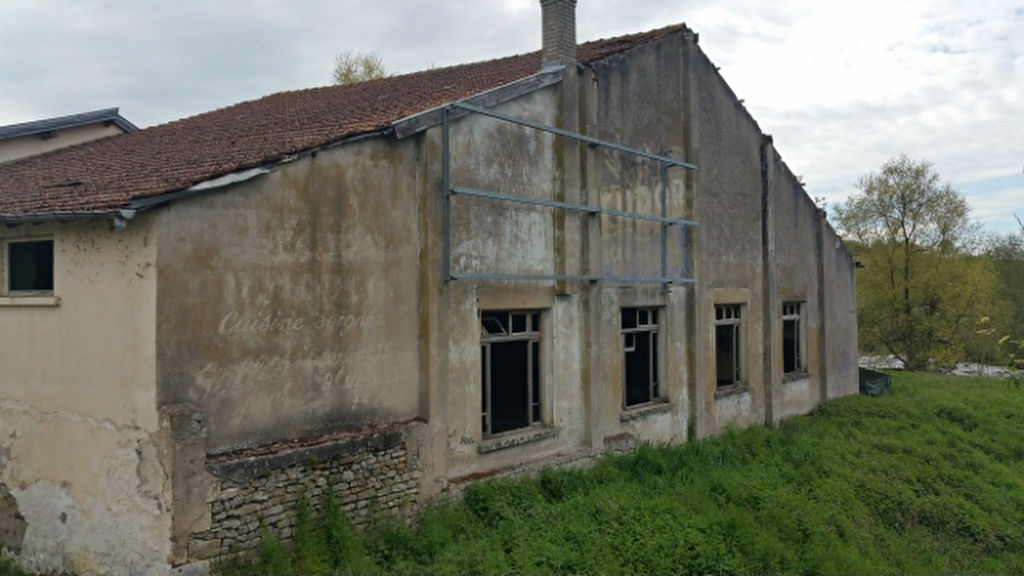 Photo Nouveau, à CEINTREY, lofts, maison, bâtiment image 1/4