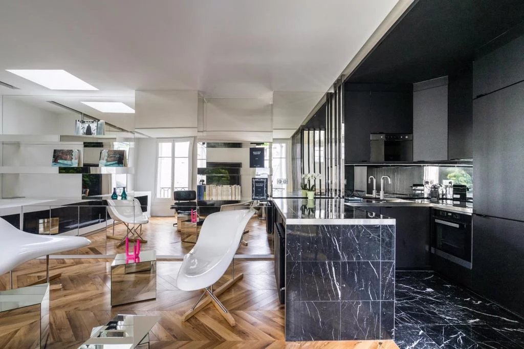 Photo Place des Vosges image 2/6