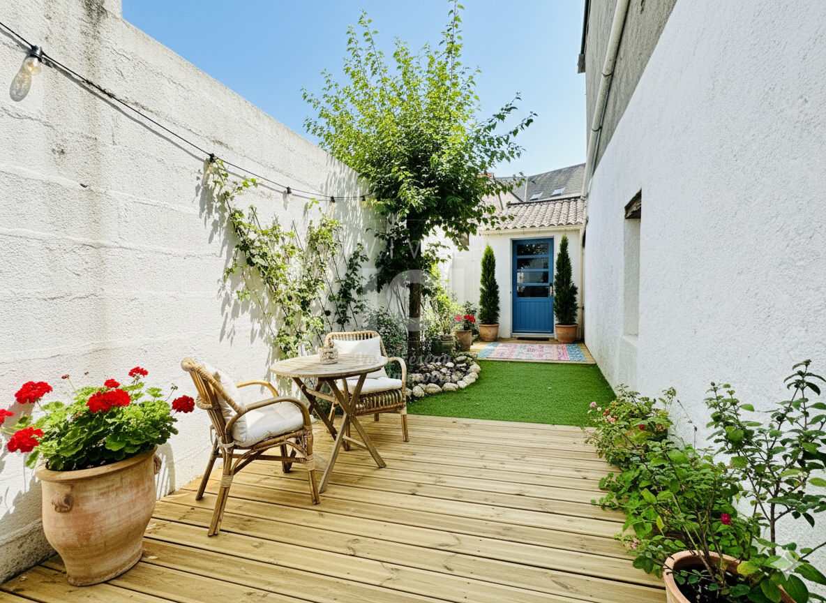 Photo Maison de bourg située à Carquefou - 4 pièces image 1/6