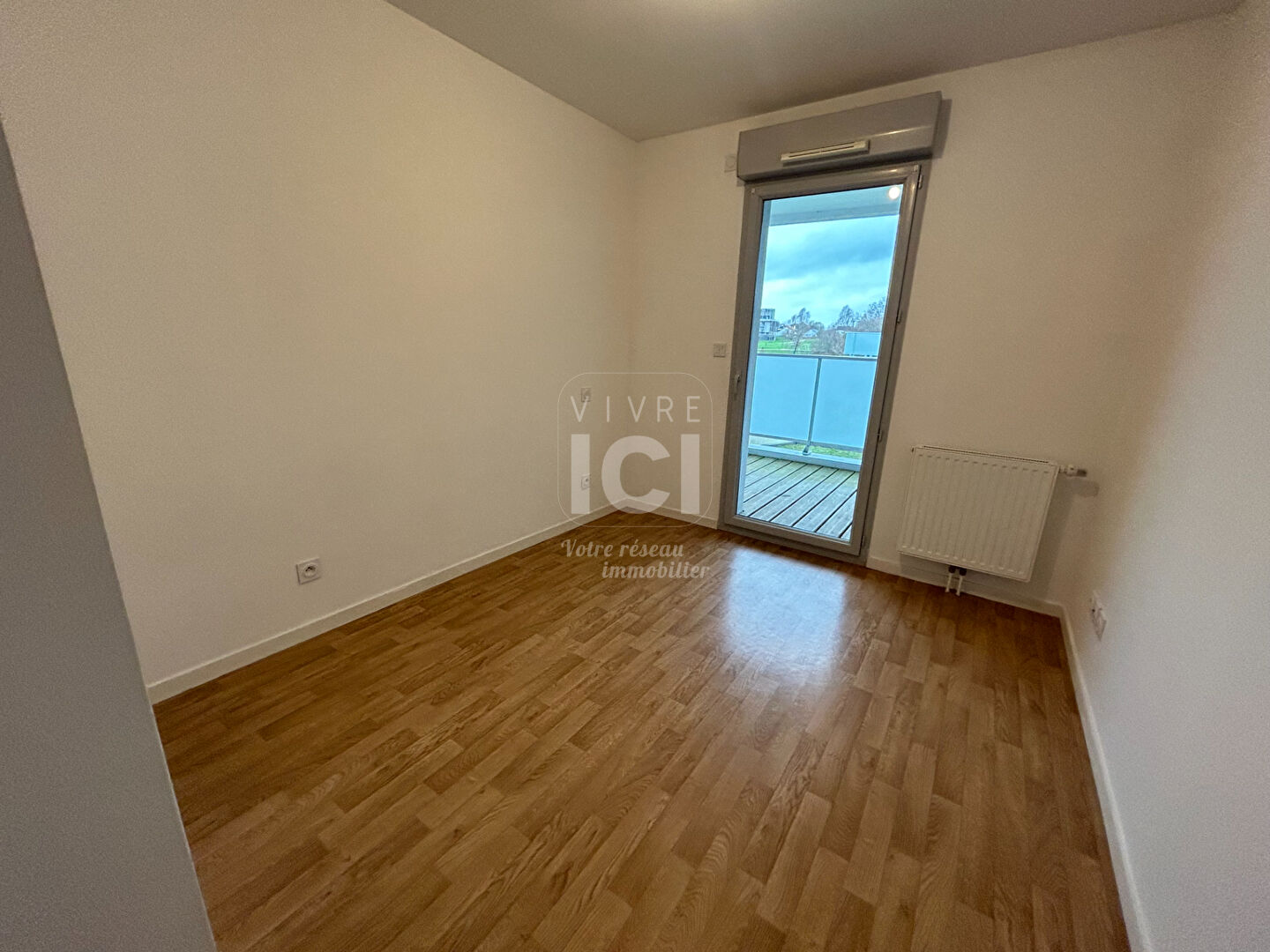 Photo Appartement 3 pièces de 65 m² avec grande Terrasse de 48 m² + deux places de stationnements privative -Sainte Luce Sur Loire image 6/6