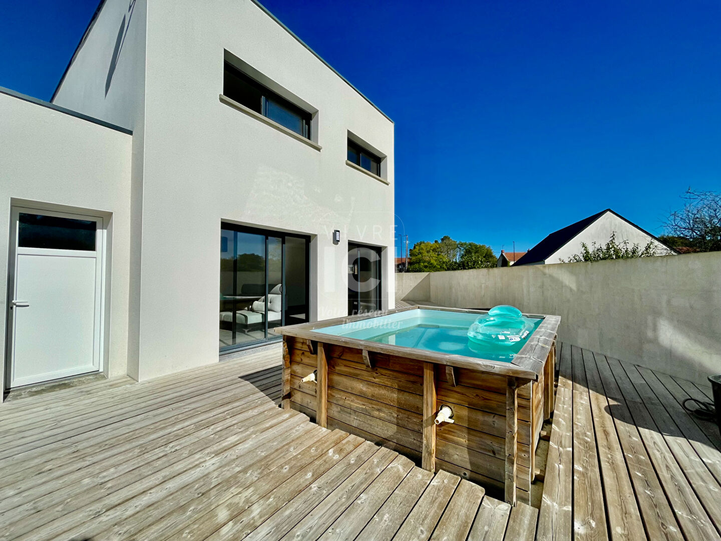 MAISON CONTEMPORAINE - 130M² - 4 CHAMBRES - BUREAU - PIGEON BLANC
