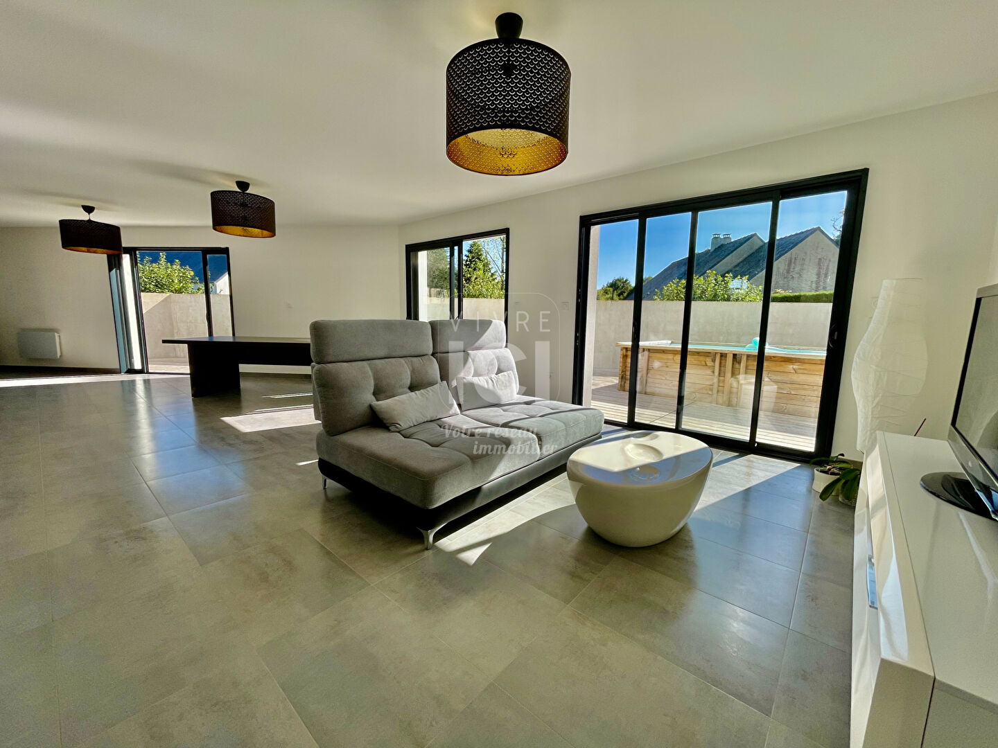 Photo MAISON CONTEMPORAINE - 130M² - 4 CHAMBRES - BUREAU - PIGEON BLANC image 4/6