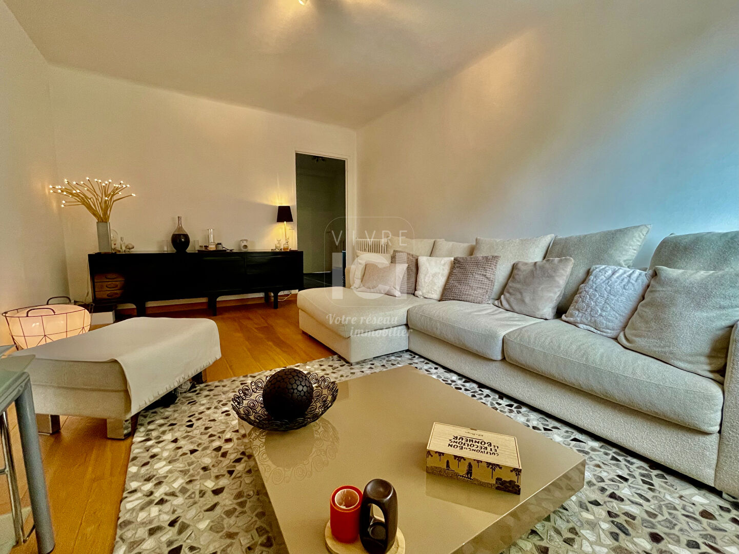 APPARTEMENT - T3 - 2 CHAMBRES - BALCON - GARAGE - PROCE